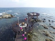 虎尾岬海岸甲板路